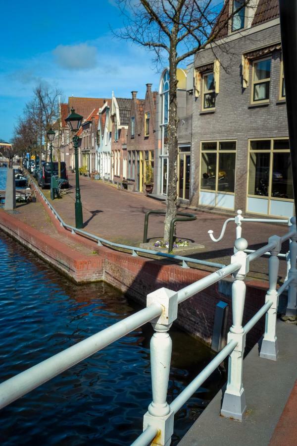 Вилла Oudegracht Алкмар Экстерьер фото